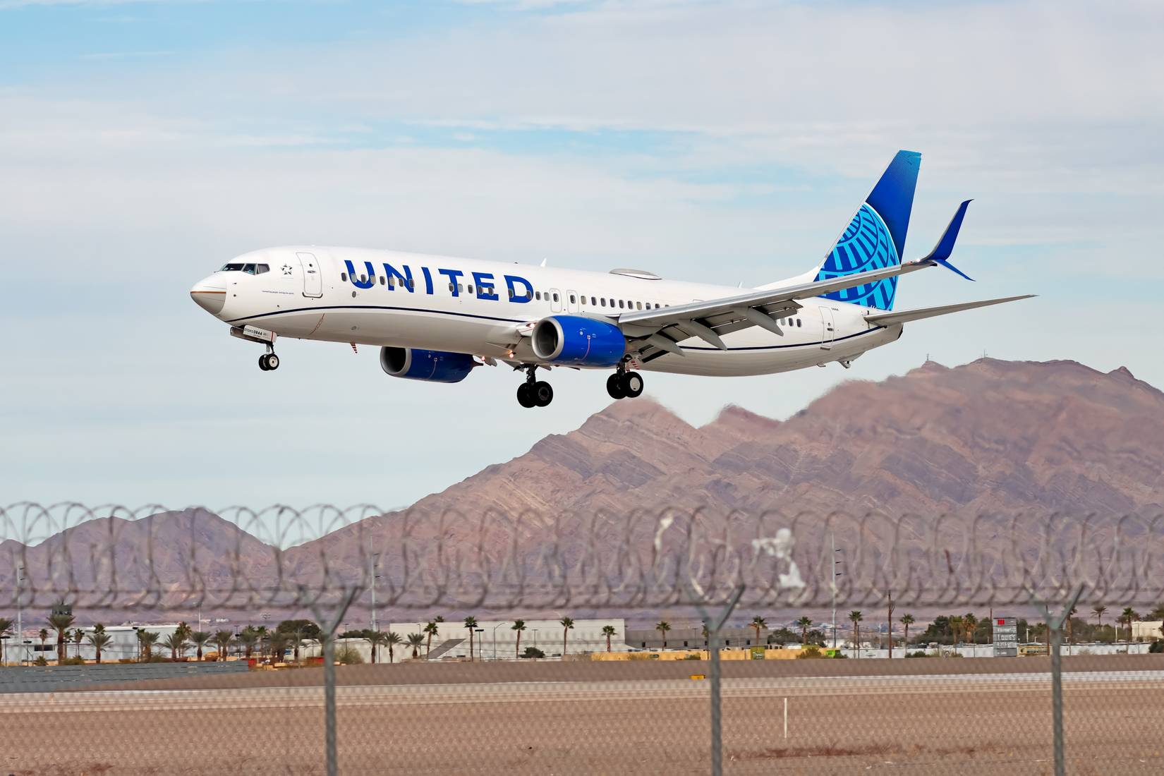United Airlines Flight 1681 Leaves Passengers Stranded Until The Next ...