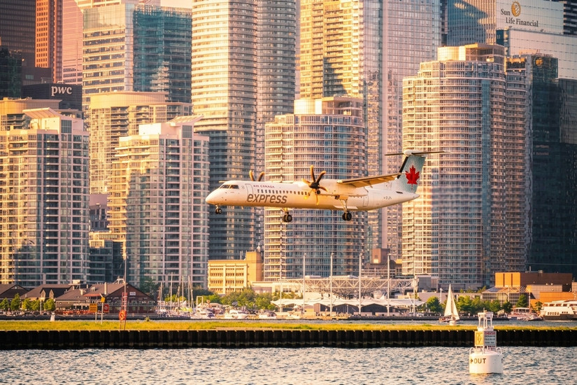 Air Canada Billy Bishop Airport, flight above water.