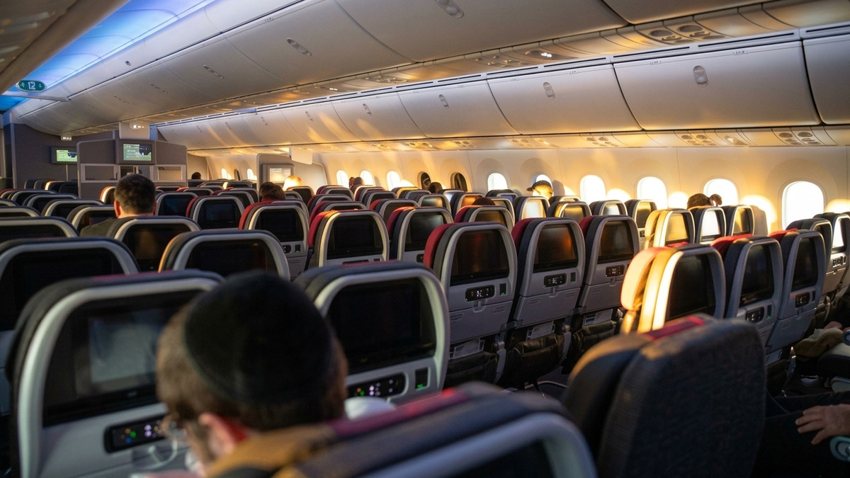 'This Is A Complex Project': American Airlines Tests A New Way To Feed ...