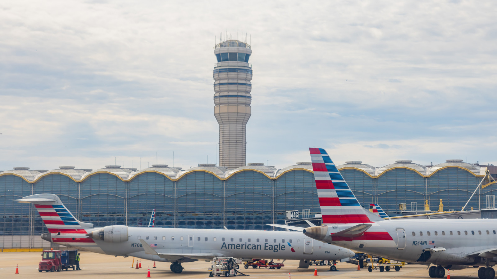 U.S. Air Traffic Controllers Issue Stern Complaints As Transportation Department Begins $12.5B Upgrade At Major Airport